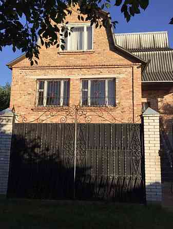 Продаж 3-поверховий Будинок з ділянкою 15 сот 125 кв.м 3 кімн. на Барашівка Zhytomyr