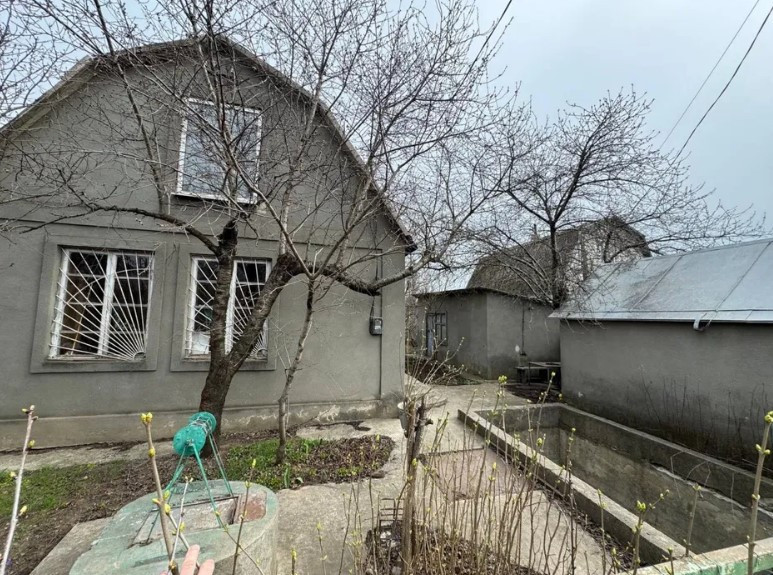 Продам дом в с. Светлое — жилое состояние, с мебелью и техникой! Світле - фото 1