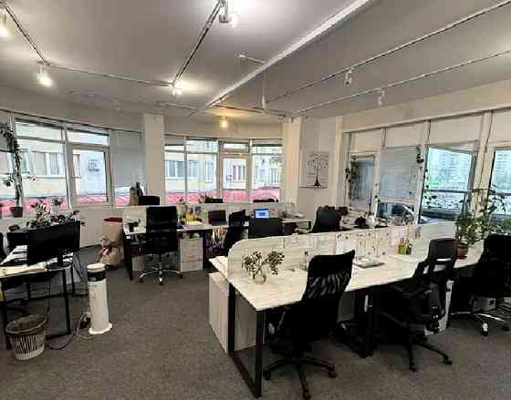 Оренда офісне приміщення на улица Днепровская Набережная, д.23 приміщень - 5, поверх - 3/6 Киев