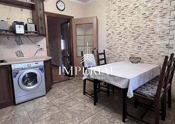 Продаж Квартира 3-кімнатна, 14/16 поверх на вул. Радунская Kiev