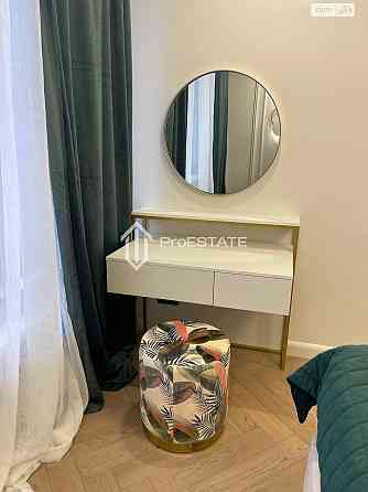 Продаж Квартира 2-кімнатна, 19/26 поверх на вул. Михайла Бойчука Киев