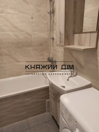 Оренда Квартира 1-кімнатна, 19/25 поверх на Ревуцкого ул. Киев