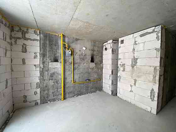 Продаж Квартира 3-кімнатна, 3/8 поверх на вул. Дубенська Кременець