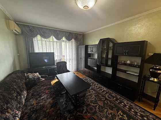 Продаж Квартира 3-кімнатна, 4/5 поверх на вул. Манюха В. Ивано-Франковск