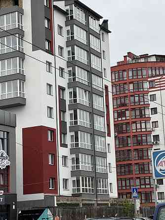Продаж Квартира 3-кімнатна, 10/10 поверх на Європейська Ivano-Frankivs'k