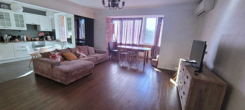 Продаж Квартира 4-кімнатна, 9/18 поверх на Старонаводницька вул., д. 8А Київ - фото 2