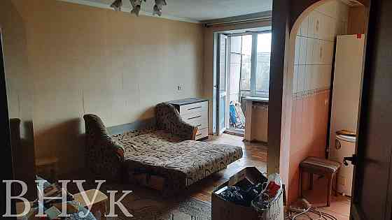 Продаж Квартира 1-кімнатна, 4/5 поверх на Гулака-Артемовського Луцьк