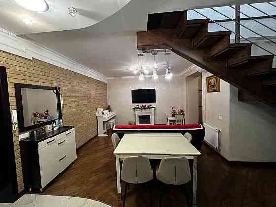 Продаж Квартира 3-кімнатна, 5/9 поверх на Двірська Івано-Франківськ