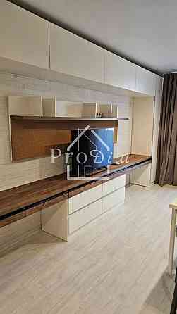 Оренда Квартира 1-кімнатна, 4/24 поверх на Васильківська вул., 100а Киев