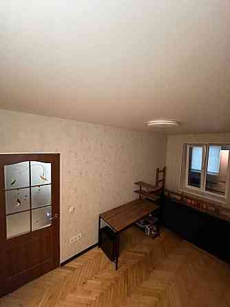 Продаж Квартира 3-кімнатна, 1/5 поверх на Соборності вул., д. 17 Київ