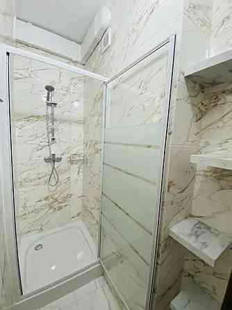 Оренда Квартира 1-кімнатна, 13/13 поверх на Ахматової, 16б Киев