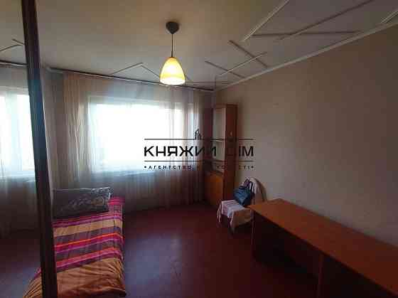 Оренда Квартира 3-кімнатна, 4/12 поверх на Науки пр-т Киев