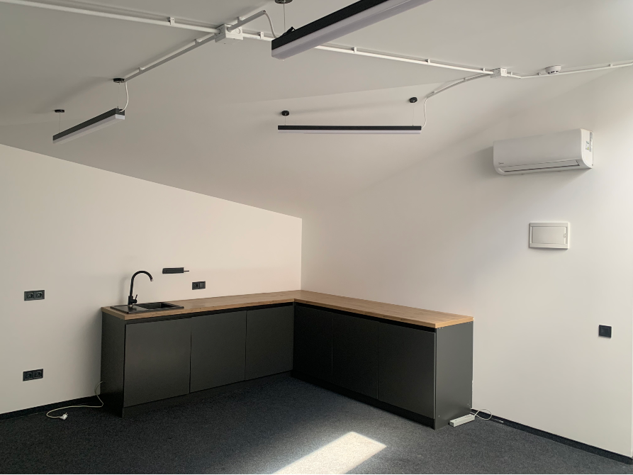 Здається Бізнес-центр / Адміністративна будівля площа 535 кв.м 4-й поверх Львів Проспект Шевченка 10 Львів - фото 3