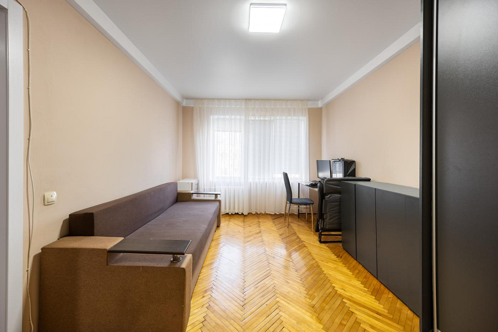 Продаж Квартира 2-кімнатна, 5/5 поверх на вул. Володимира Великого L'viv - photo 1