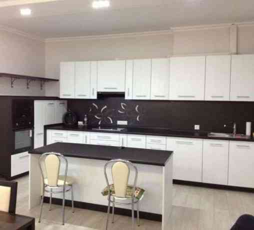 БЕЗ КОМІСІЇ Оренда 3 кімнатної квартири по вул. Мельникова ул./Юрія Іллєнка 18Б 1143152 Kiev