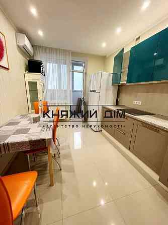 Оренда Квартира 2-кімнатна, 22/25 поверх на Академика Глушкова просп. Kiev