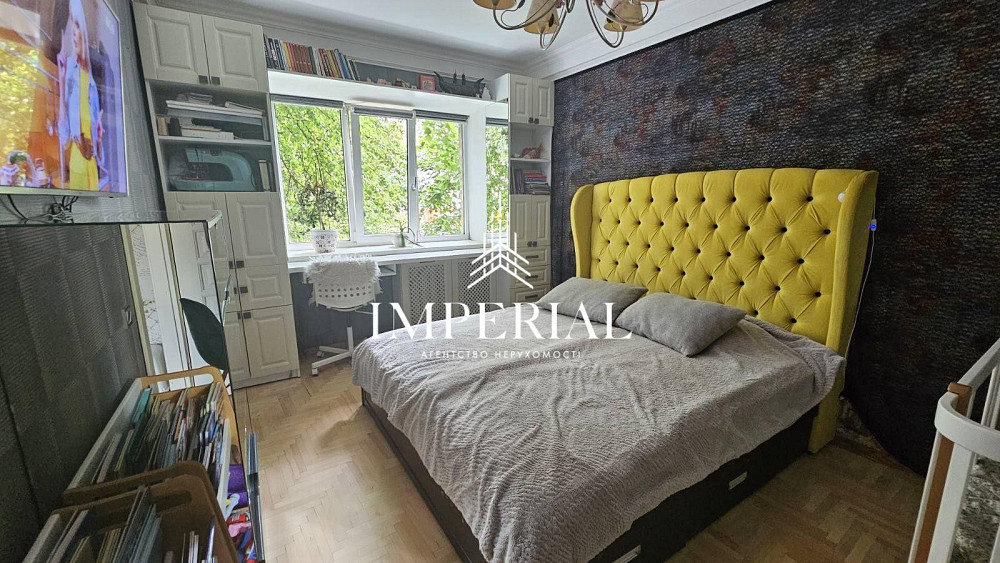 Продаж Квартира 3-кімнатна, 2/5 поверх на вул. Мукачівська Київ - фото 1