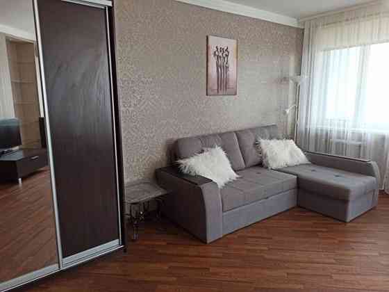 Оренда Квартира 2-кімнатна, 24/26 поверх на ул. Михаила Гришко, 9 Київ