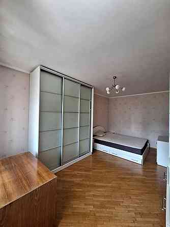 Оренда Квартира 2-кімнатна, 5/16 поверх на вул. Бориса Гмирі, 9В Киев