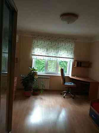 Оренда Квартира 3-кімнатна, 4/16 поверх на Харьковское шоссе, 59 Київ