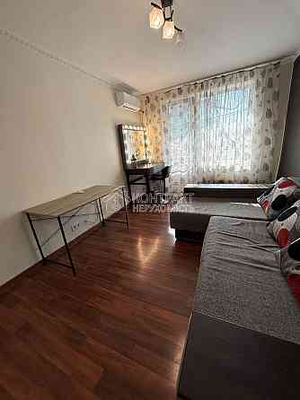 Продаж Квартира 1-кімнатна, 5/12 поверх на вул. Тихий Kharkiv