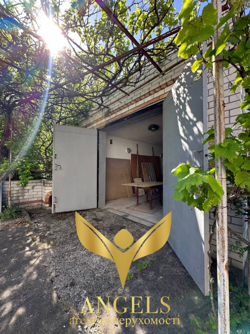 For sale 3-storey House with land 10 ares 332 sq.m 7+ rooms  Kirovohrad - photo 8