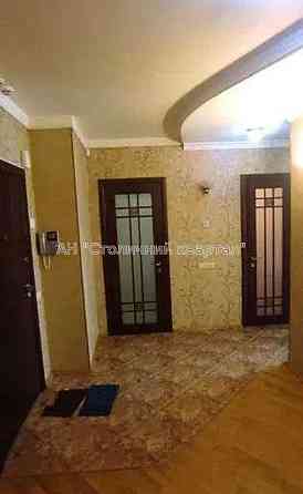 Продаж Будинок 2-кімнатний на Науки пр-т, 69 Kiev