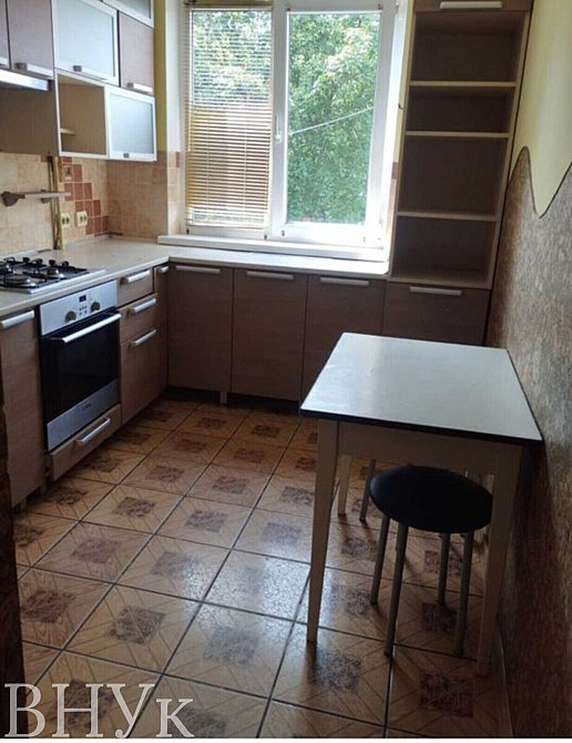 Продаж Квартира 2-кімнатна, 5/5 поверх на вул. Володимира Великого Львів - фото 1