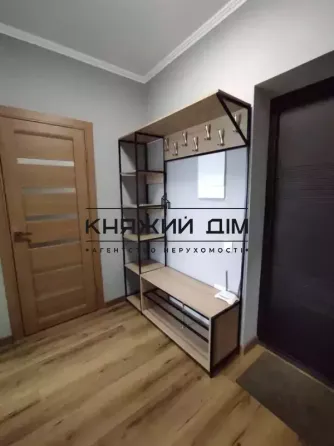 Оренда Квартира 1-кімнатна, 23/25 поверх на Академика Заболотного ул. Киев