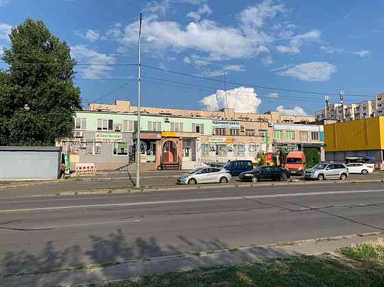 Продаж торгове приміщення на Райдужна вул., 13 приміщень - 1, поверх - 1/2 Киев
