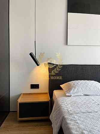 Продаж Квартира 2-кімнатна на Ревуцкого ул., 40В Київ