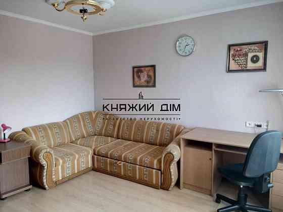 Оренда Квартира 1-кімнатна на вул. Антоновича Киев