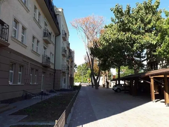 For sale 2-room Apartment 76 sq.m пров Травневый ЖК Челси Odessa
