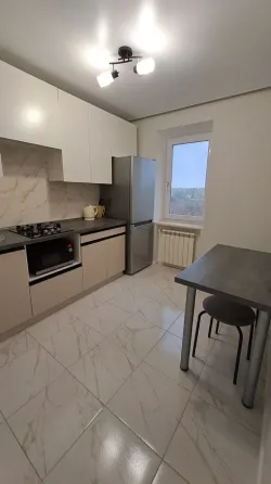 Продаж 1к Квартира 39 кв.м Семафорная Дніпро