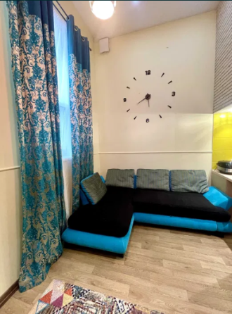 Продам четырехкомнатную квартиру на  улице Транспортной Одесса