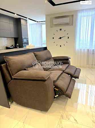 Продаж Квартира 4-кімнатна, 10/13 поверх на вул. Гвардійців Широнінців Харків