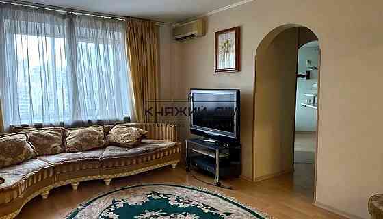 Оренда Квартира 4-кімнатна, 12/25 поверх на Святошинская пл. Киев