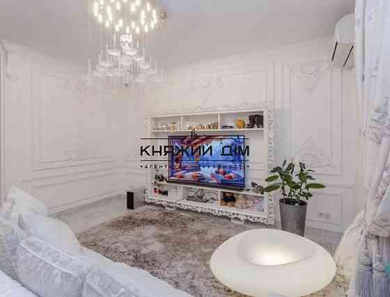 Продаж 2 кімнатної квартири по вул. Дніпровська набережна 25 21145149 Kiev