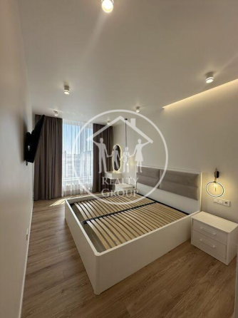 Продаж 3к Квартира 112 кв.м Пимоненка Львів