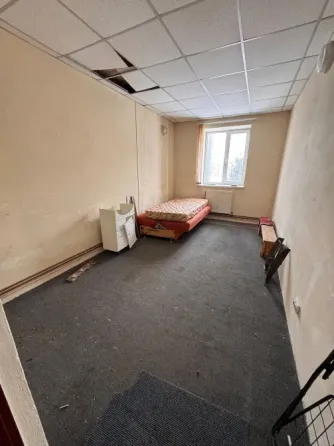 For rent Shopping And Office Center area 306 sq.m floor 2 Ivano-Frankivs'k надрічна Ivano-Frankivs'k