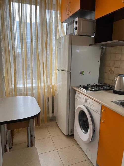 Оренда Квартира 1-кімнатна, 5/9 поверх на Василя Яна, 16 Київ - фото 1