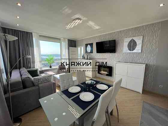 Оренда Квартира 3-кімнатна, 20/26 поверх на Заречная ул. Kiev