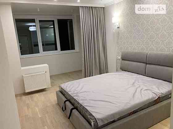 Оренда Квартира 2-кімнатна, 4/4 поверх на бул. Вацлава Гавела, 6 Kiev