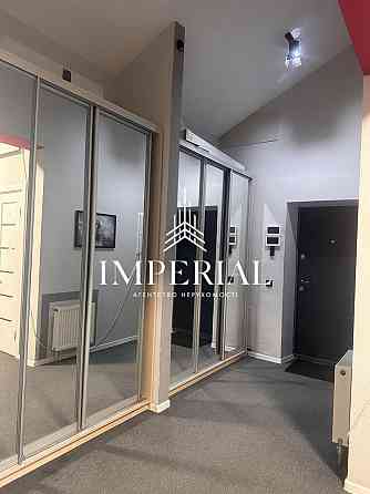 Продаж Квартира 3-кімнатна, 6/6 поверх на вул. Воздвиженская Kiev