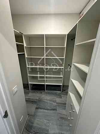 Оренда Квартира 1-кімнатна, 4/4 поверх на Промениста вул., 42 Киев