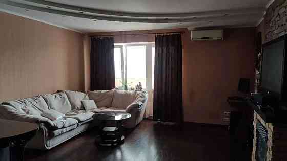 Оренда Квартира 3-кімнатна, 4/26 поверх на ул. Срибнокильская Киев