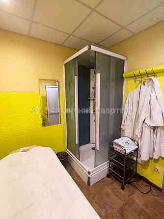 Оренда Будинок 4-кімнатний на Героїв Дніпра вул., 35 Kiev