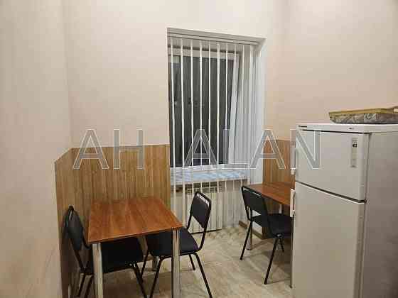 Оренда Будинок на Лютеранська вул., 13 Київ