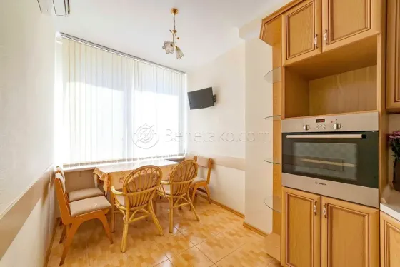 Аренда 3к Квартира 90 кв.м Генуэзская, 5 Одесса