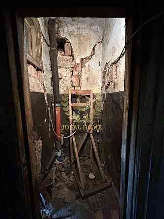 Продаж Квартира 1-кімнатна, 2/2 поверх на Щусева ул., 17/8 Kiev